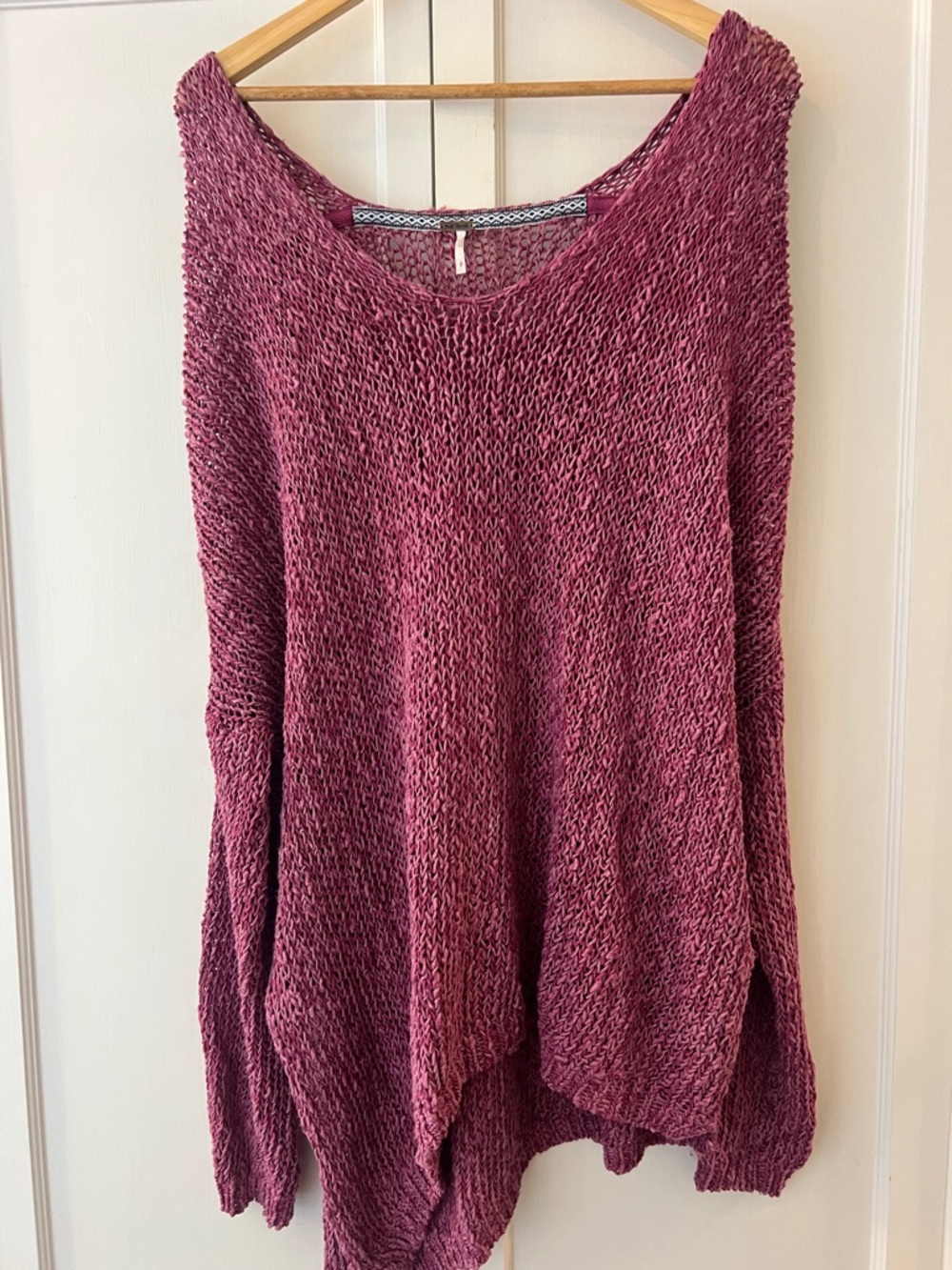 Free People Relaxed Scoop Neck Women's Sweater in Dusty Rose